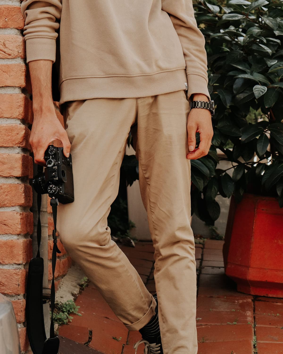 Straight Cotton Chinos in Khaki — waist detail